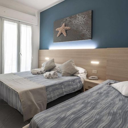 Hotel Esperia Cattolica Extérieur photo