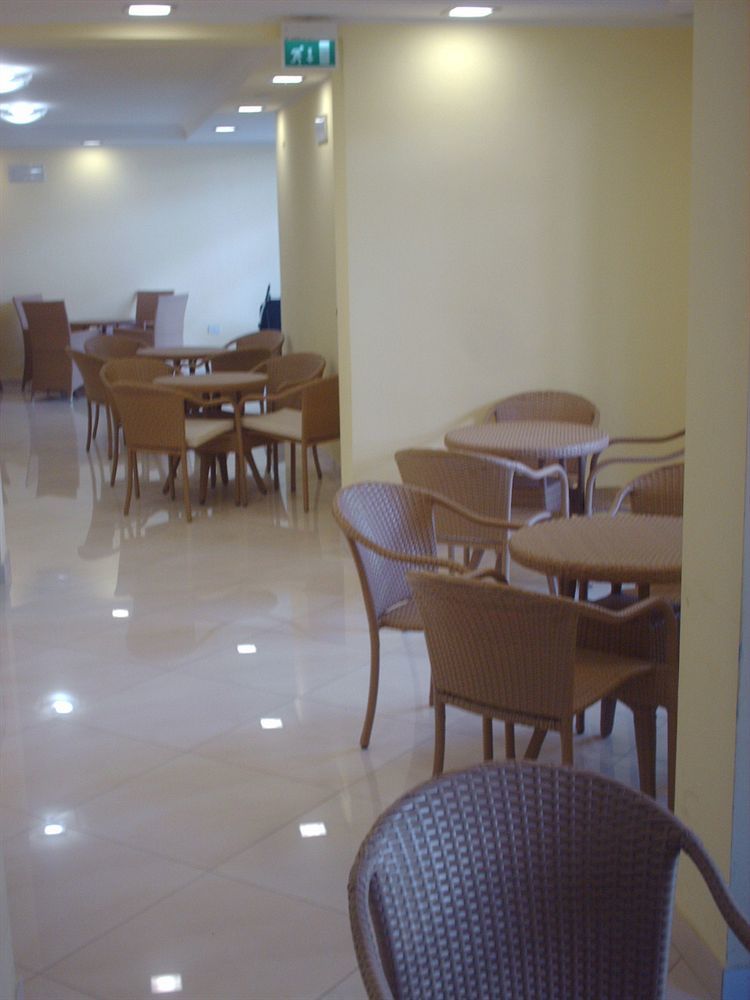 Hotel Esperia Cattolica Extérieur photo